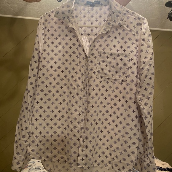 Button down shirt - Picture 7 of 7